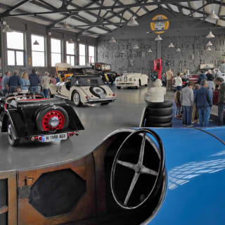 Geführte Besichtigungen im Retromobile Showroom 2
