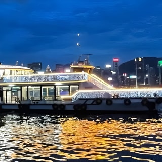 HK: Sunset Victoria Harbour Cruise con degustazione di dim sum 11