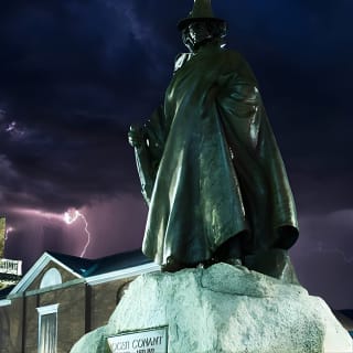 Salem Ghosts: Witches, Warlocks, & Hauntings 3