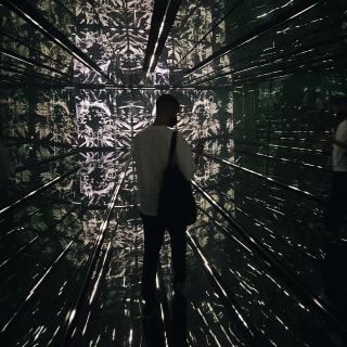 The Infinite: The World’s Largest Virtual Reality Exhibit - Filmed Entirely in Space 4