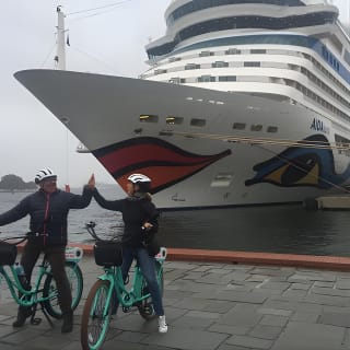 Electric Bike Rental Downtown Norfolk (self guided tour) 13