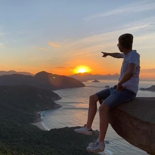 Excursão em grupo até ao topo da Pedra do Telégrafo 4