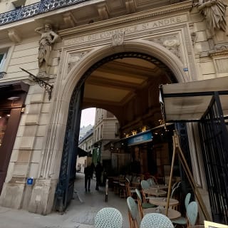 Emily à Paris La tournée non officielle 6