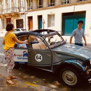 Visite privée de Bordeaux en Citroën 2 CV 4