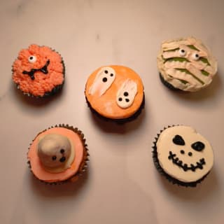 La Pastelera Rosa Halloween Cupcake Course 2