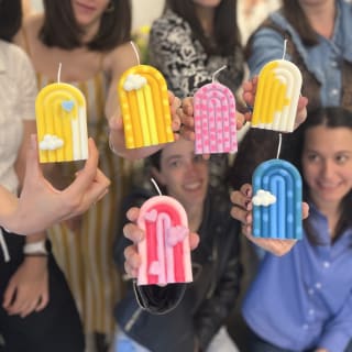 CandleLab: Taller de velas con bebida y picoteo 6