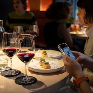 Relaxed walking wine tasting tour of Manchester's best wine spots 5