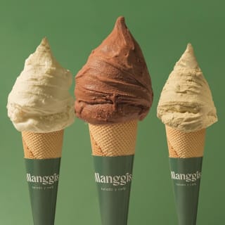 Tarrina pequeña de Delicioso Helado Artesanal en Manggis 2