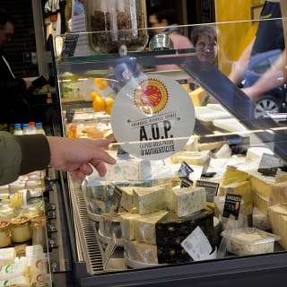 Eating Paris: Montmartre Food & Wine Tour 27