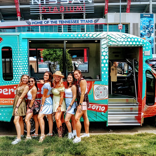 Open-Air Minibus Sightseeing Tour of Nashville 1