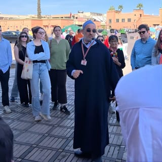 Visite guidée à pied de la médina pour découvrir les monuments & Souks 11