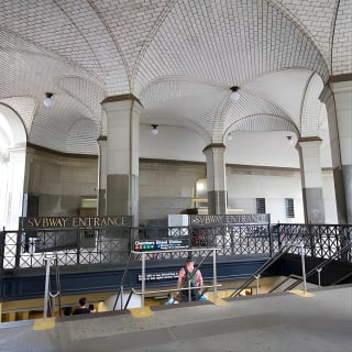 NYC Underground Subway Walking Tour 15