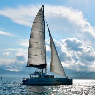 Brunch sur la Méditerranée à bord d'un catamaran 5