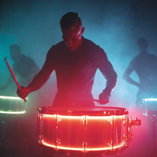 Los tambores Colorbeat: Bandas sonoras de películas en un espectáculo de luz de tambores 3