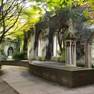 Roman Ruins to Blitz Bombings: A Walking Tour of London's Fiery History 3