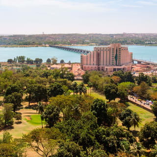 Ciudad africana 8 1