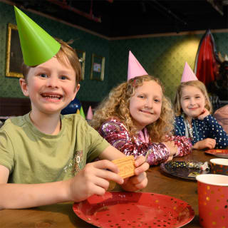 Paradox Museum London - El mejor sitio para fiestas de cumpleaños en Londres 6