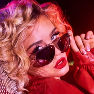 La Ronde: A Lavish Cocktail of Circus, Cabaret & Comedy 4