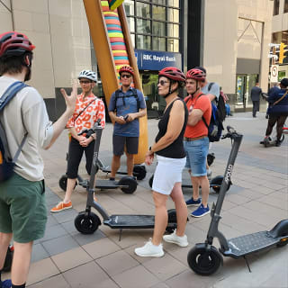 Recorrido de 2 horas en scooter por los lugares más destacados de la ciudad de Calgary 2