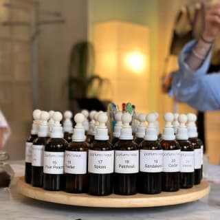 Apéro et Atelier parfumerie : crée ton parfum personnalisé 6