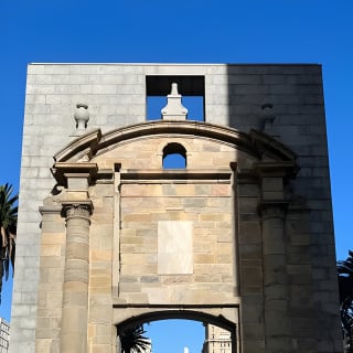 Montevideo: histórico y diverso (a pie) (español y/o portugués) 4