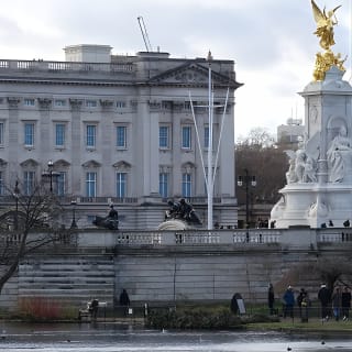 Royal tour of St James', Parks, Palaces and Royal intrigue 10
