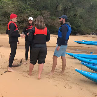 Guided Kayak Tour of Manly Cove Beaches 2
