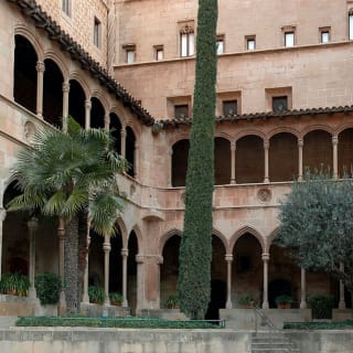 Tour Privado Guiado a Montserrat Todo Incluido con recogida en Barcelona 5