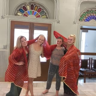 Bollywood Dance Class - Groove and shake on Hindi Movie hits ! 6