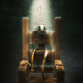12 Angry Guests: A Virtual Jury Experience 1