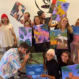 Adults Art and Wine Class in Byron Bay 6