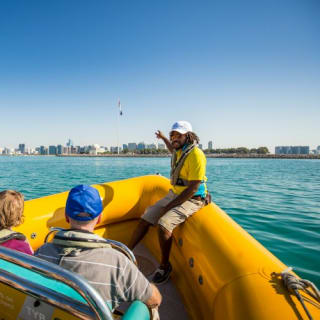 45-minute Yas Island Boat Tour 1