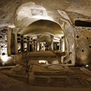 Visita guidata alle catacombe di San Gennaro 1