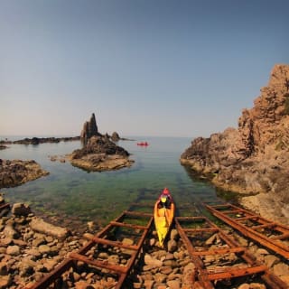 Cabo de Gata: Aventura en kayak por los acantilados 5