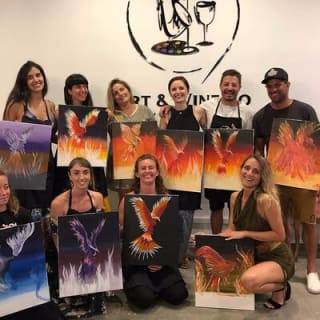 Adults Art and Wine Class in Byron Bay 11