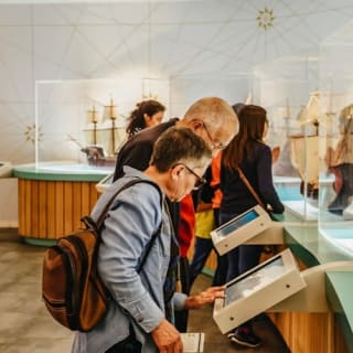 Porto: Entrada no Museu « World of Discoveries » e passeio de barco 5