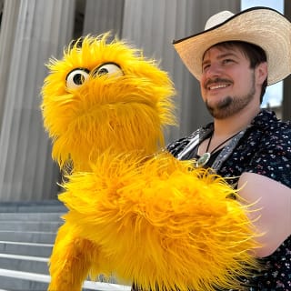 Music City Puppet Narrated Walking Tour with Puppeteer 2