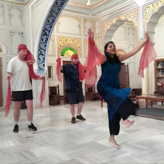 Bollywood Dance Class - Groove and shake on Hindi Movie hits ! 7