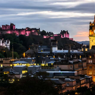 Edinburgh Darkside Walking Tour: Mysteries, Murder and Legends 8
