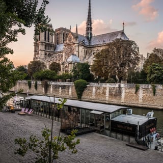Spectacle et dîner de la Saint-Valentin à La Nouvelle Seine 1