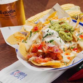 NBA Café Barcelona: Cóctel, copa o 2 cervezas 5