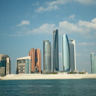 Abu Dhabi: Day Trip from Dubai including City Tour and Sheikh Zayed Mosque 3