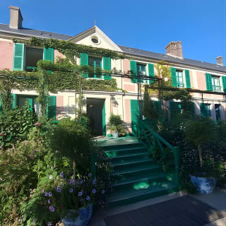 Tour guidato di mezza giornata con visita a casa di Monet e giardini da Parigi in minivan 5