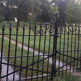 1.5-Hour Cemetery Ghost Hunt in Chattanooga 6