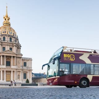 Big Bus París : Visita guiada Hop-on Hop-off + Crucero por el Sena 1