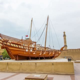 Dubai "the Golden City": Bus Tour with Water Taxi Ride 11