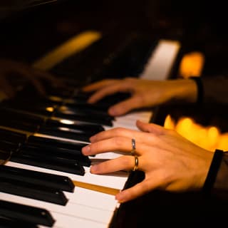 Candlelight: Tributo a Lucio Dalla e altri cantautori 5