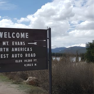 Excursión compartida de medio día por las montañas de Red Rocks Evergreen y Echo Lake 21