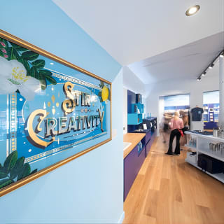 Tour della distilleria e biglietto per cocktail Bombay Sapphire 19
