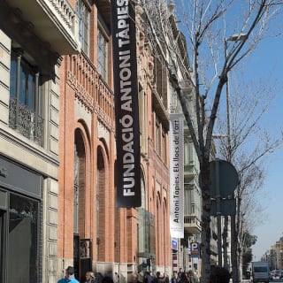 Eintrittskarten für das Antoni Tàpies Museum 6